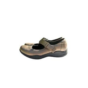 Clarks Women’s 7.5 Wave Walk Mary Jane Gold Metallic Leather Comfort Loafers